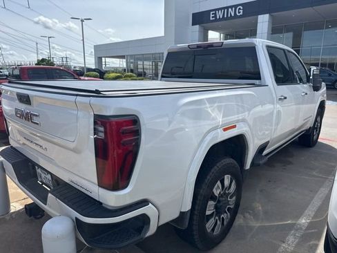Used 2024 GMC Sierra 2500 Denali w/ Denali Reserve Package AWD/4WD image 6