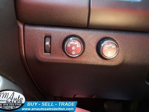 Used 2018 Chevrolet Colorado LT AWD/4WD image 12