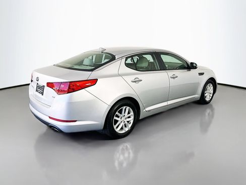 Used 2013 Kia Optima LX w/ Convenience Pkg FWD image 7