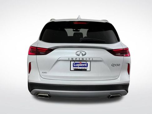 Used 2023 INFINITI QX50 Luxe AWD/4WD image 7