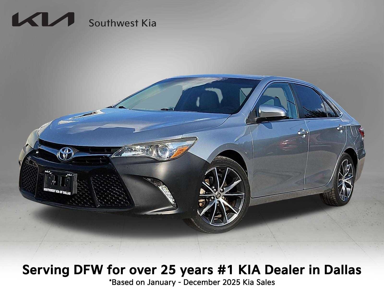 Used 2015 Toyota Camry XSE FWD image 1