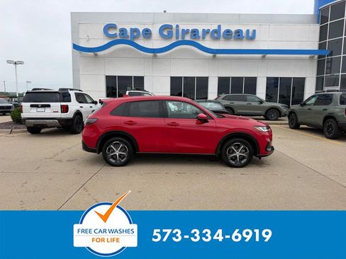 Certified 2024 Honda HR-V EX-L image 1