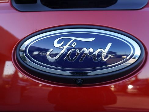 Certified 2024 Ford Ranger XLT w/ Advanced Towing Package image 30