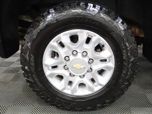 Used 2022 Chevrolet Silverado 2500 LT w/ Convenience Package AWD/4WD image 77
