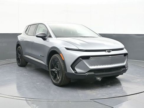 New 2026 Chevrolet Equinox EV LT image 20