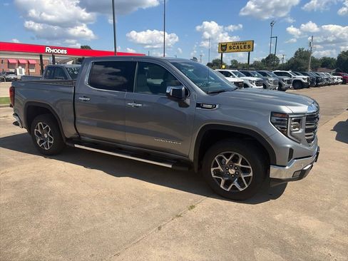 New 2026 GMC Sierra 1500 SLT w/ SLT Premium Package AWD/4WD image 7