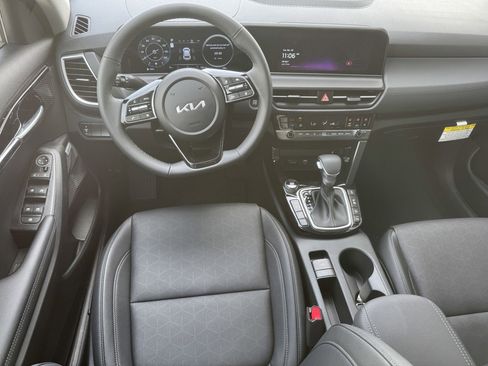 New 2026 Kia Seltos SX w/ SX Sunroof Package AWD/4WD image 10
