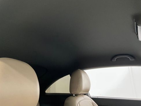 Used 2014 Volkswagen Beetle 2.5 image 20