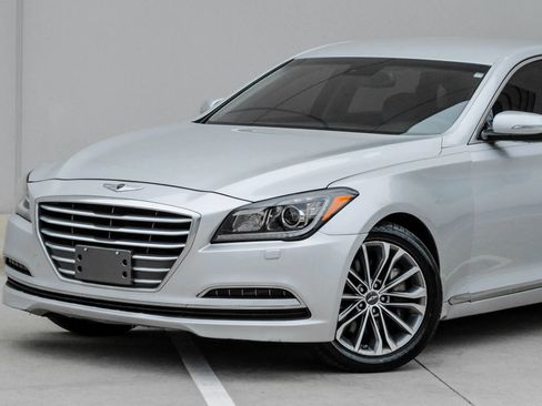 Used 2016 Hyundai Genesis 3.8 AWD/4WD image 7