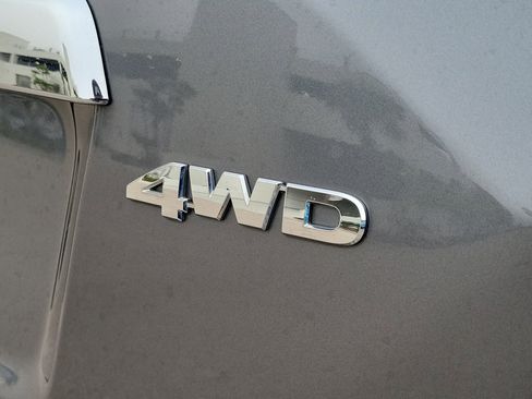 Used 2010 Honda CR-V EX-L image 10