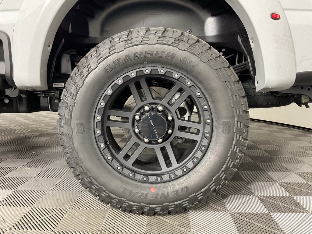 New 2026 Ford F250 Lariat w/ Black Appearance Package AWD/4WD image 10