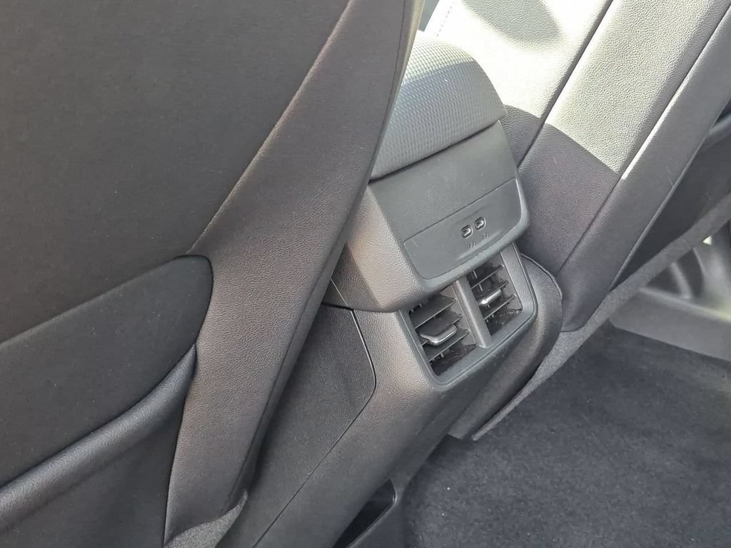 Used 2025 Chevrolet Equinox RS w/ Safety and Technology Package FWD image 22