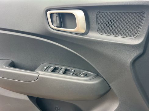 New 2026 Hyundai Venue SE image 12