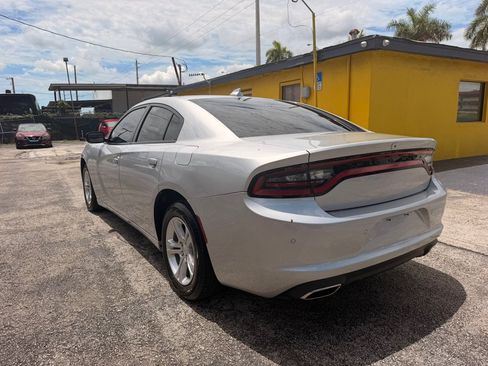 Used 2023 Dodge Charger SXT RWD image 13