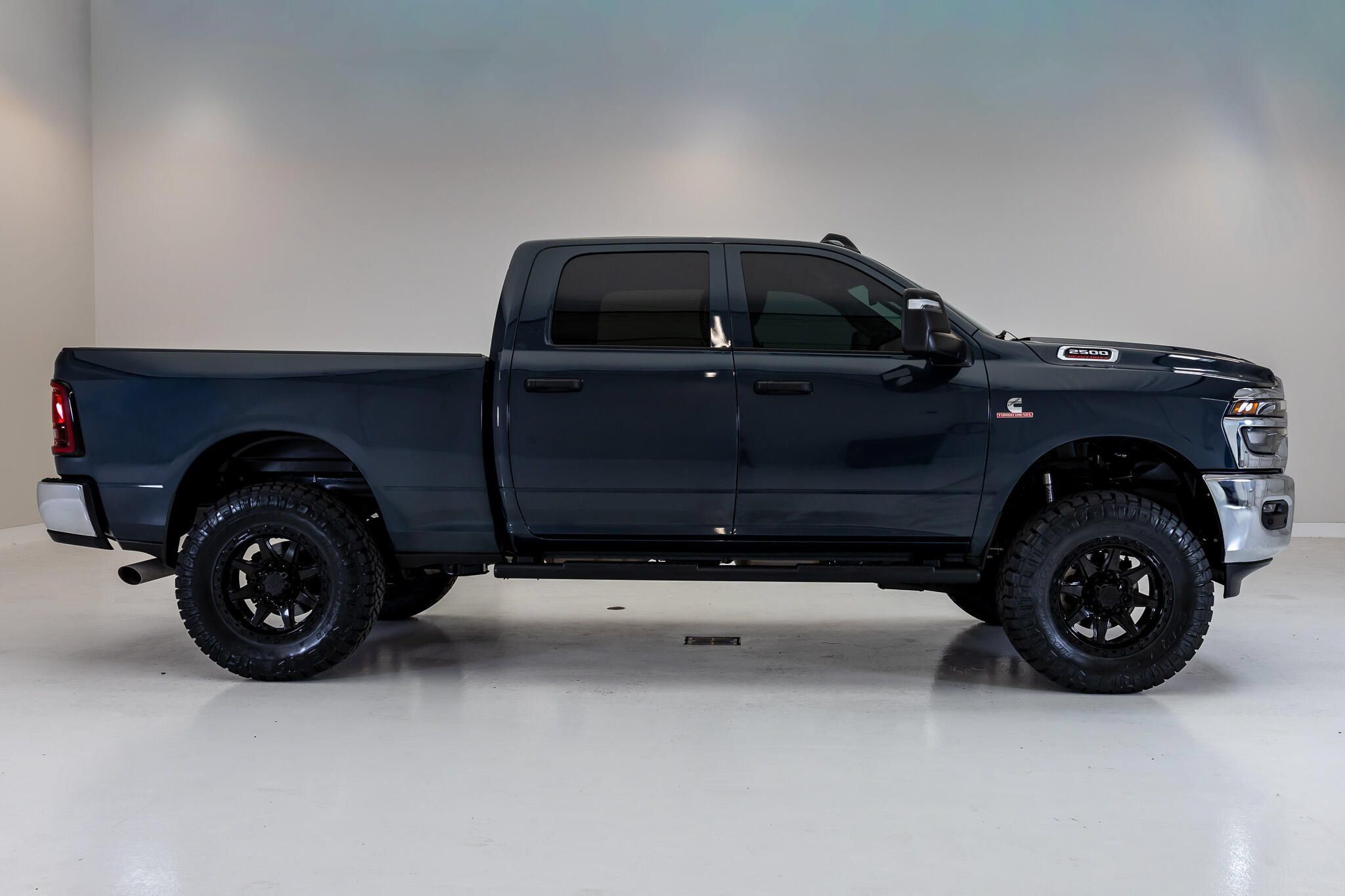 Used 2025 RAM 2500 Tradesman AWD/4WD image 11