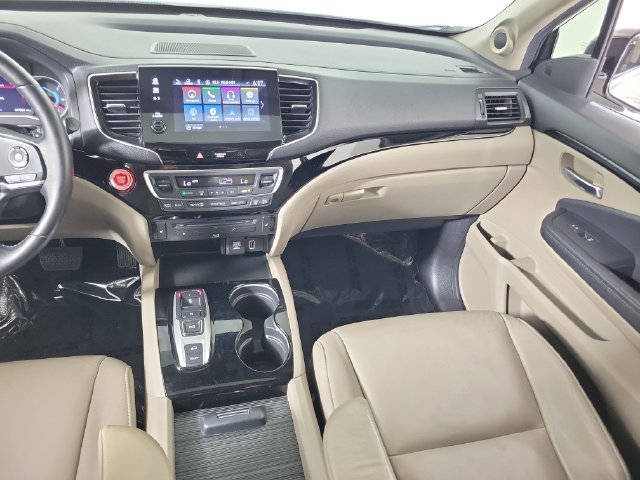 Used 2019 Honda Pilot Touring image 18