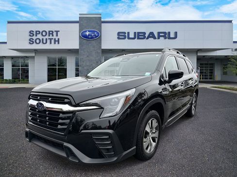 Certified 2025 Subaru Ascent Premium w/ Premium Package image 7