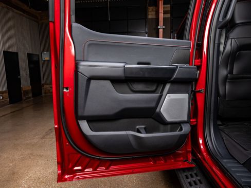 Used 2025 Ford F150 Raptor image 38