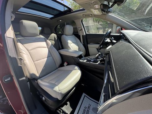 Used 2019 Cadillac XT4 Premium Luxury w/ Enhanced Visibility Package AWD/4WD image 27