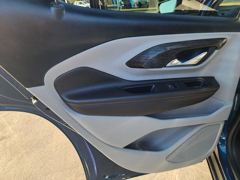 Used 2021 GMC Terrain SLT w/ Infotainment Package II image 14