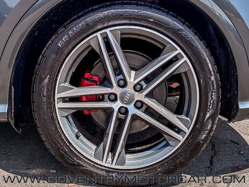 Used 2018 Audi SQ5 Prestige w/ Prestige Package AWD/4WD image 9