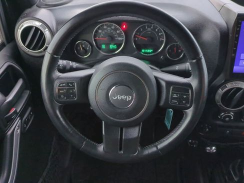 Used 2017 Jeep Wrangler Unlimited Sahara w/ Connectivity Group image 22