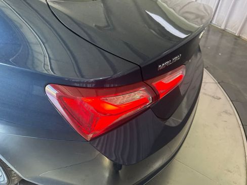 Used 2022 Chevrolet Malibu LT FWD image 11