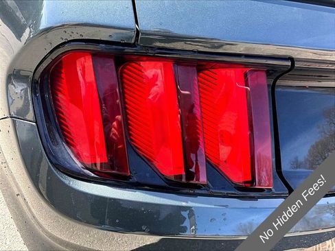 Used 2015 Ford Mustang Convertible w/ Equipment Group 051A RWD image 26