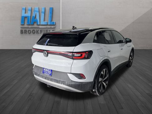 Used 2021 Volkswagen ID.4 Pro S w/ Gradient Package image 5