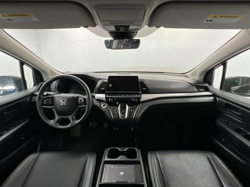 Used 2025 Honda Odyssey EX-L image 9