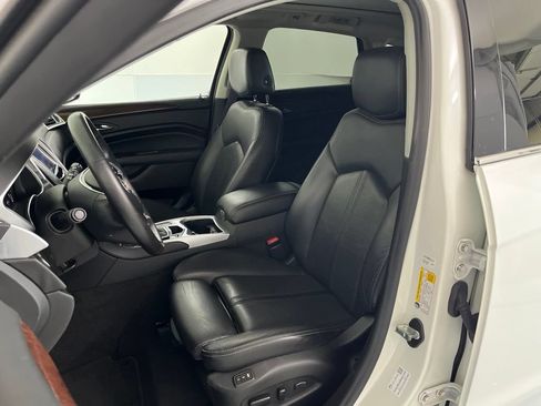 Used 2016 Cadillac SRX Luxury FWD image 19