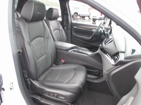Certified 2023 Buick Enclave Avenir image 22