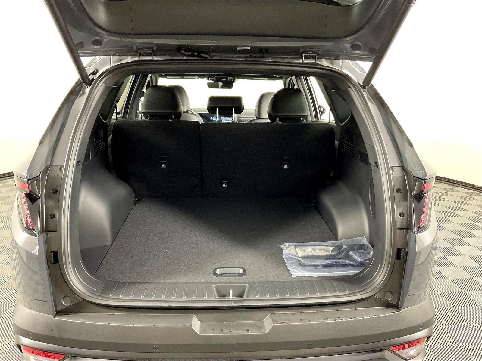 New 2026 Hyundai Tucson Limited AWD/4WD image 26
