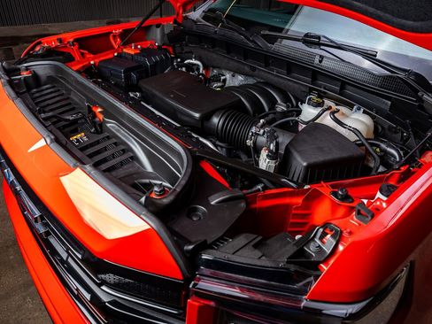 Used 2025 GMC Sierra 1500 Elevation image 40