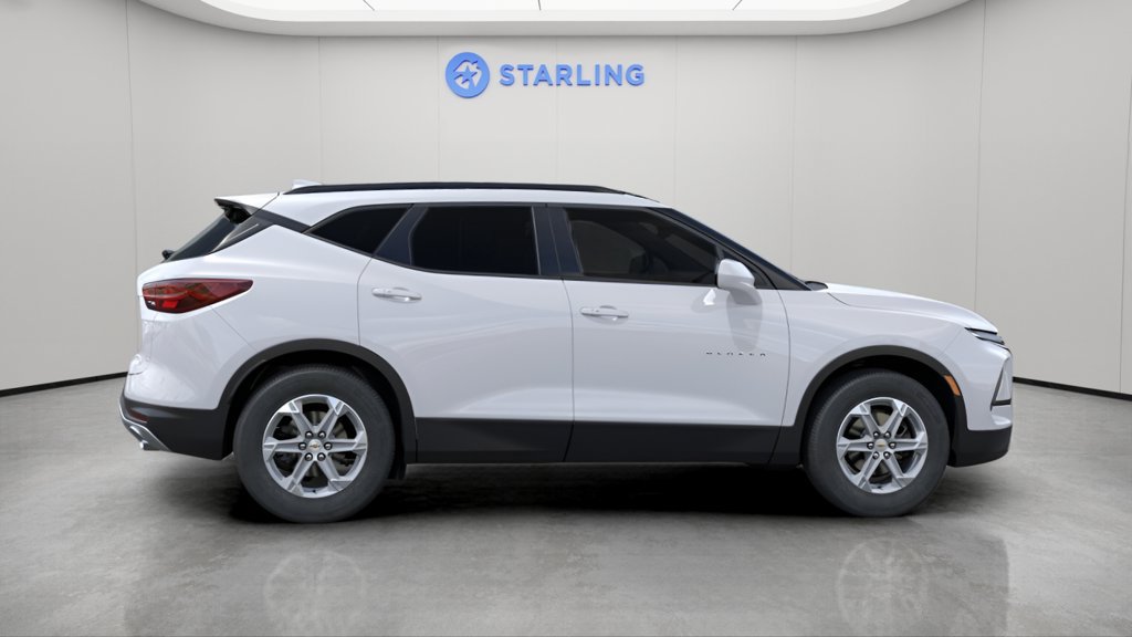 New 2026 Chevrolet Blazer LT w/ Convenience Package FWD image 4