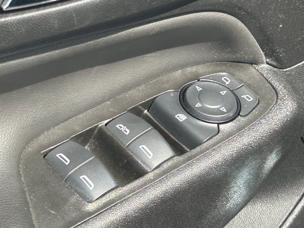 Used 2024 Chevrolet Equinox LT AWD/4WD image 27