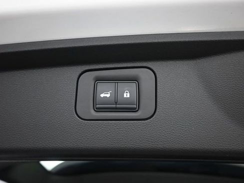 Used 2025 Nissan Armada PRO-4X w/ Pro-4X Premium Package AWD/4WD image 41