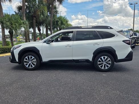 Used 2025 Subaru Outback Premium w/ Popular Package #1A AWD/4WD image 4