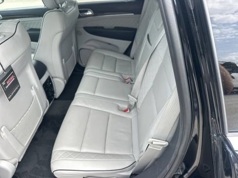 Used 2017 Jeep Grand Cherokee Summit AWD/4WD image 16