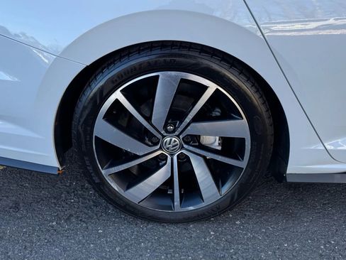 Used 2019 Volkswagen Jetta GLI image 35