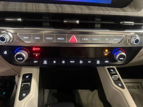 Used 2023 Kia Telluride SX AWD/4WD image 36