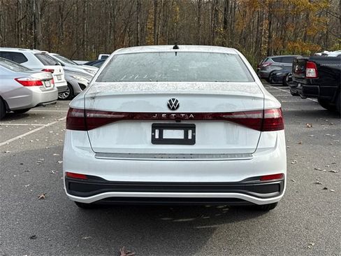 New 2025 Volkswagen Jetta Sport image 3