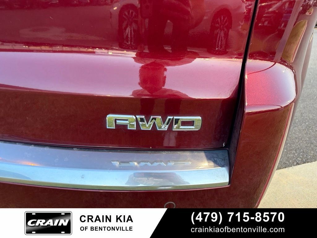 Used 2016 GMC Acadia Denali AWD/4WD image 10