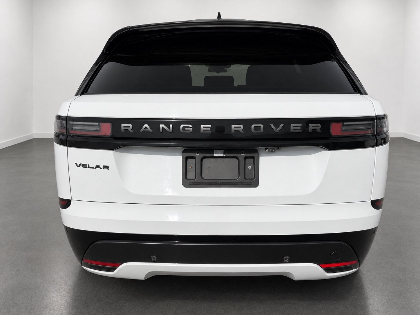 Used 2024 Land Rover Range Rover Velar Dynamic SE AWD/4WD image 15