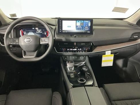 New 2026 Nissan Rogue Platinum w/ Platinum Premium Package image 12