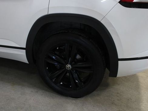 Used 2023 Volkswagen Atlas Cross Sport SEL R-Line image 30