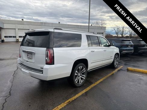 Used 2020 GMC Yukon XL Denali w/ Denali Ultimate Package image 3