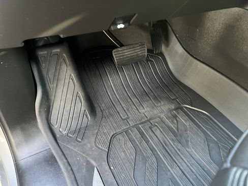 Used 2024 GMC Sierra 1500 Denali w/ Denali Reserve Package image 17