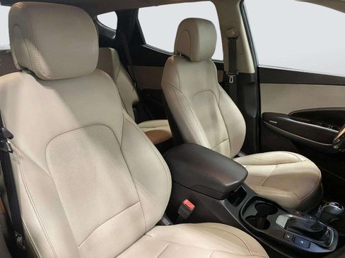 Used 2017 Hyundai Santa Fe Sport w/ 2.4L Tech Package 04 AWD/4WD image 35