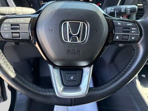 Used 2024 Honda Pilot Elite image 7
